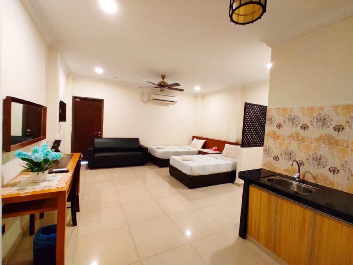 Adina Drive-In Motel Cenang - Managed By Shell Out Resort Pantai Cenang  Exterior foto