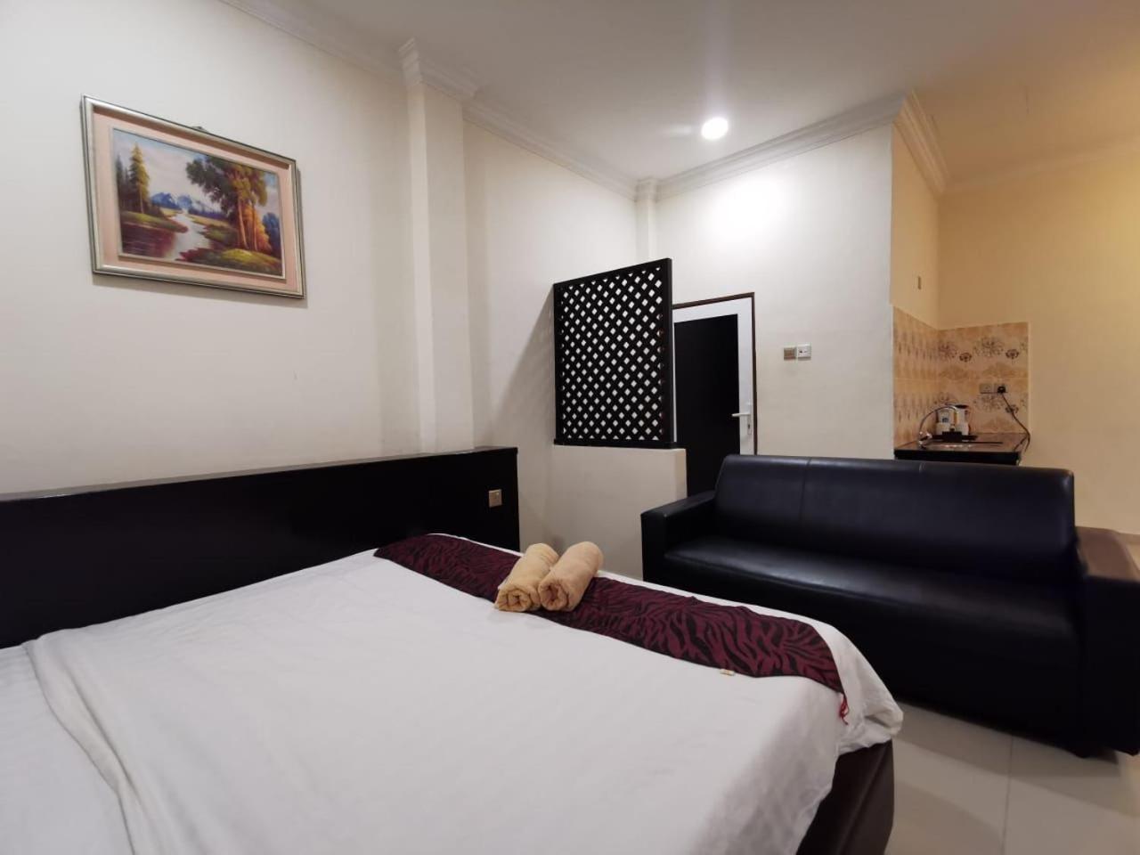 Adina Drive-In Motel Cenang - Managed By Shell Out Resort Pantai Cenang  Exterior foto