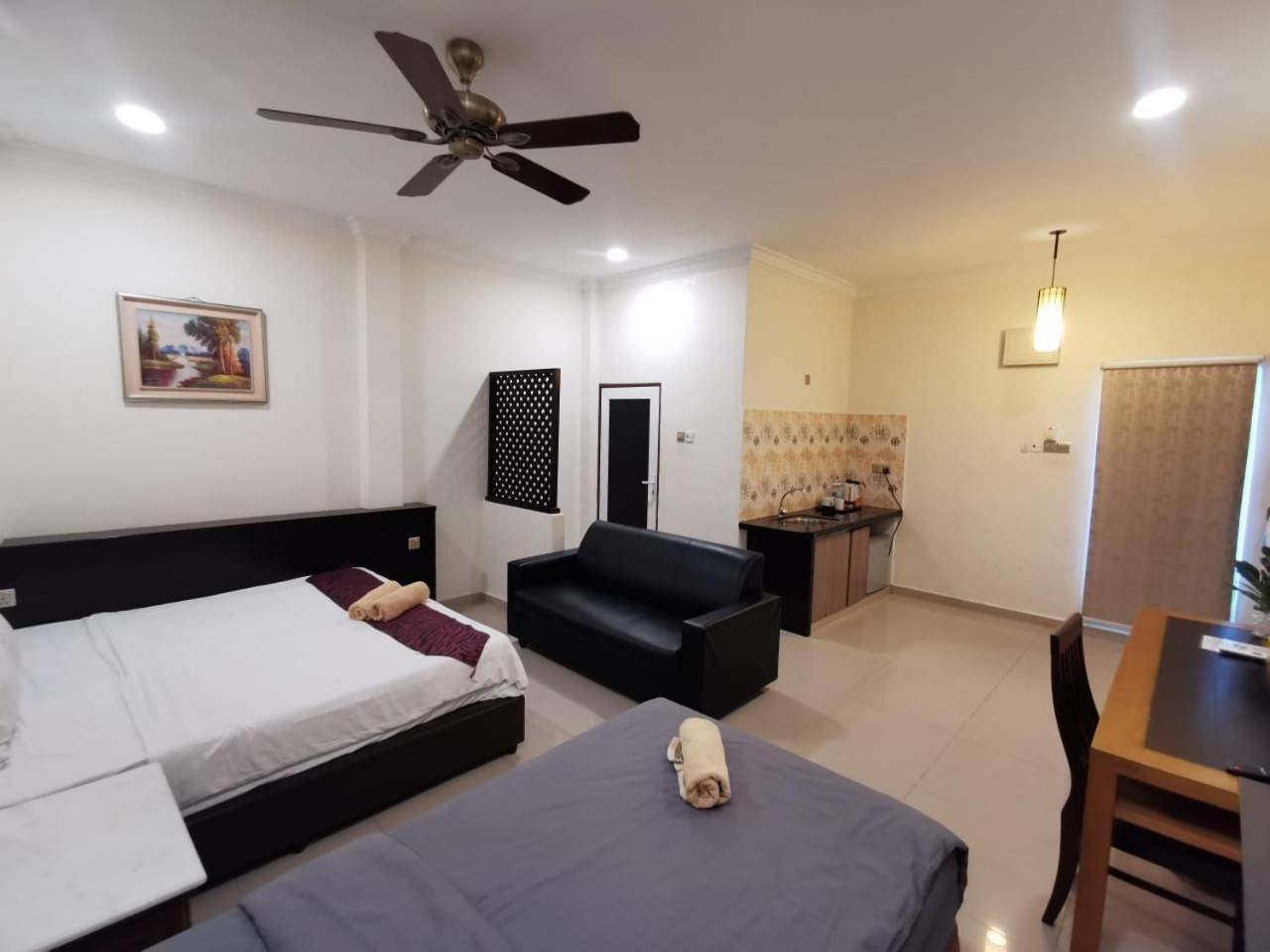 Adina Drive-In Motel Cenang - Managed By Shell Out Resort Pantai Cenang  Exterior foto
