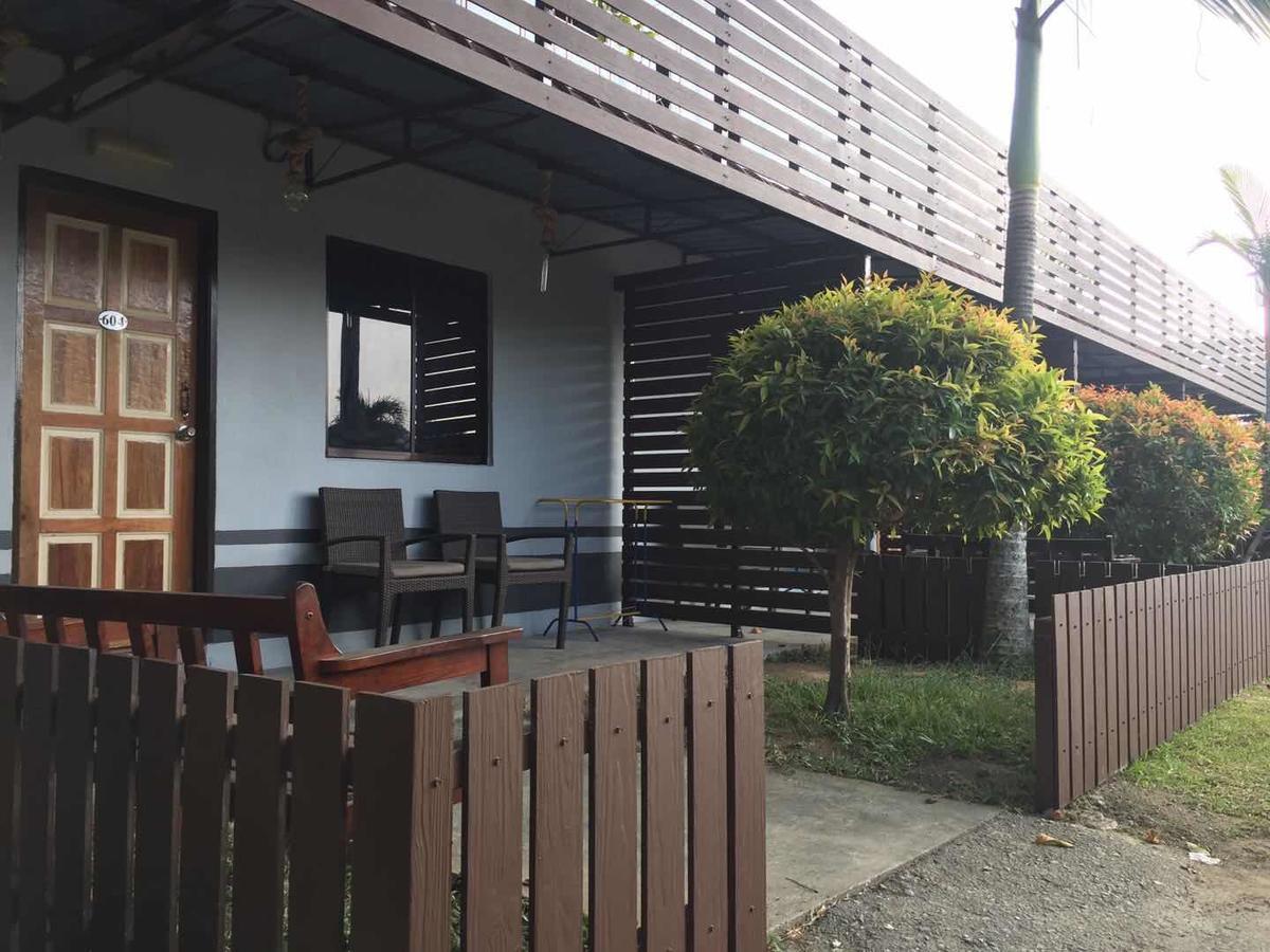 Adina Drive-In Motel Cenang - Managed By Shell Out Resort Pantai Cenang  Exterior foto