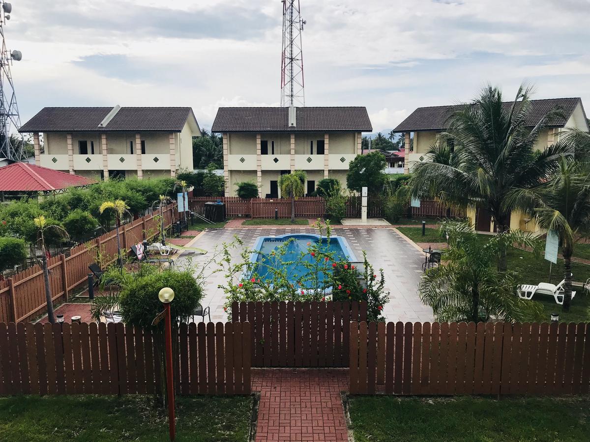 Adina Drive-In Motel Cenang - Managed By Shell Out Resort Pantai Cenang  Exterior foto
